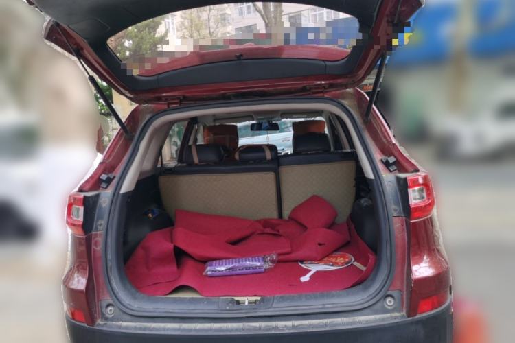 Used CHANGAN CS75 2014 1.8T Automatic Elite Model China IV Standard Trunk