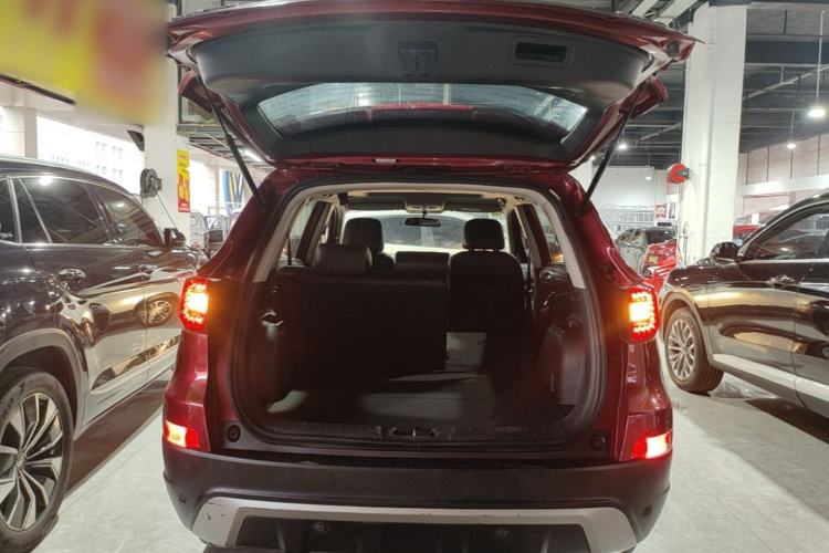 Used CHANGAN CS75 2014 1.8T Automatic Elite Model China IV Standard Trunk