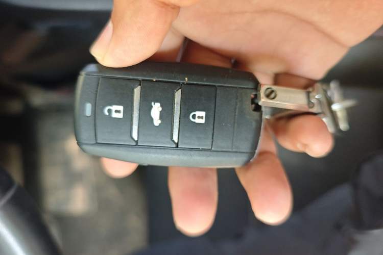 Used CHANGAN CS75 2014 1.8T Automatic Prestige Model China IV Standard Vehicle Key