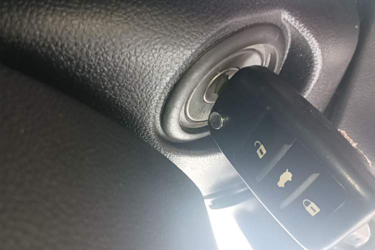 Used CHANGAN CS75 2014 2.0L Manual Luxury Version China IV Standard Vehicle Key