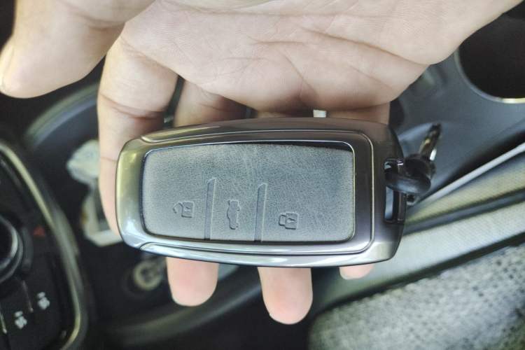 Used CHANGAN CS75 2014 1.8T Automatic Elite Model China IV Standard Vehicle Key