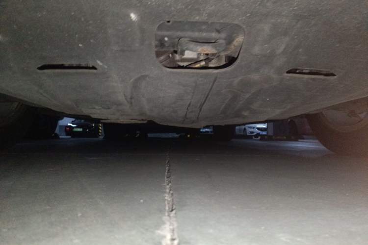 Used CHANGAN CS75 2014 1.8T Automatic Elite Version China V Standard Chassis Front