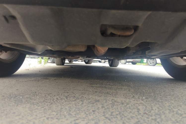 Used CHANGAN CS75 2014 2.0L Manual Leading Model China V Standard Chassis Front