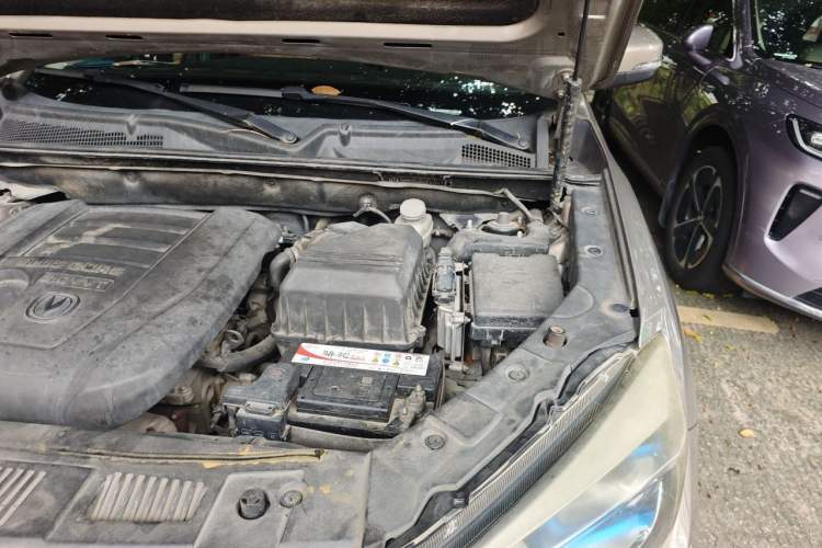 Used CHANGAN CS75 2014 2.0L Manual Luxury Version China V Standard Engine Bay Left