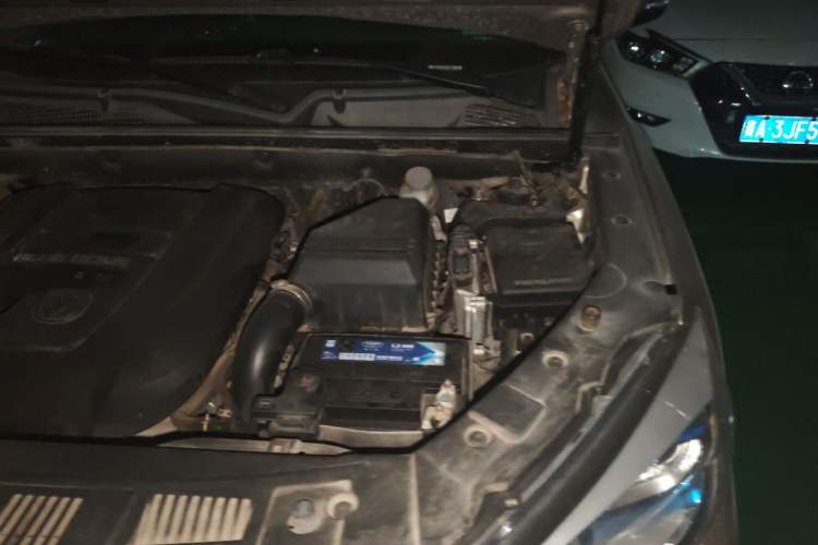 Used CHANGAN CS75 2014 1.8T Automatic Elite Model China IV Standard Engine Bay Left