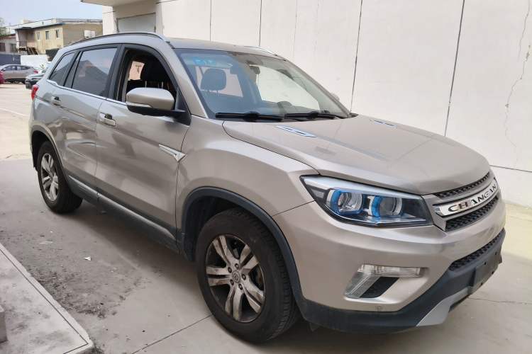 Used CHANGAN CS75 2014 1.8T Automatic Elite Version China V Standard Front Right 45 Deg