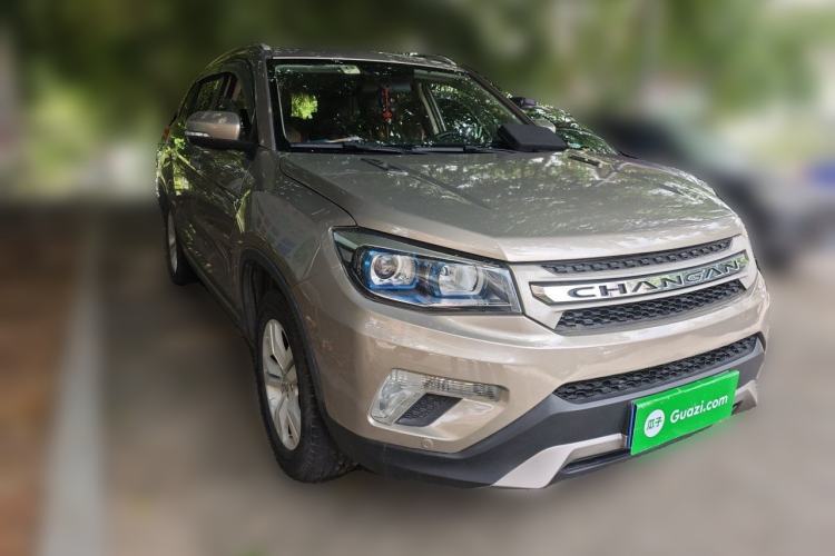 Used CHANGAN CS75 2014 2.0L Manual Luxury Version China V Standard Front Right 45 Deg