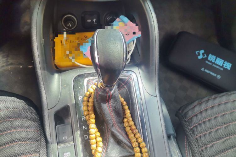 Used CHANGAN CS75 2014 1.8T Automatic Elite Model China IV Standard Gear Lever