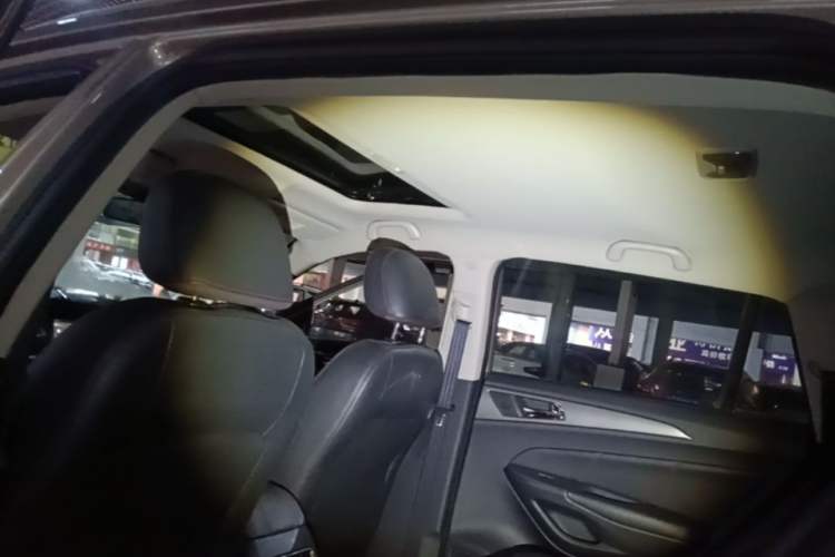 Used CHANGAN CS75 2014 1.8T Automatic Elite Version China V Standard Headliner