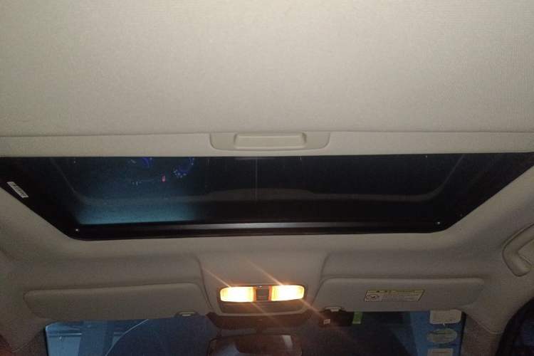 Used CHANGAN CS75 2014 1.8T Automatic Elite Version China V Standard Headliner
