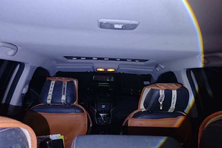 Used CHANGAN CS75 2014 1.8T Automatic Elite Model China IV Standard Headliner