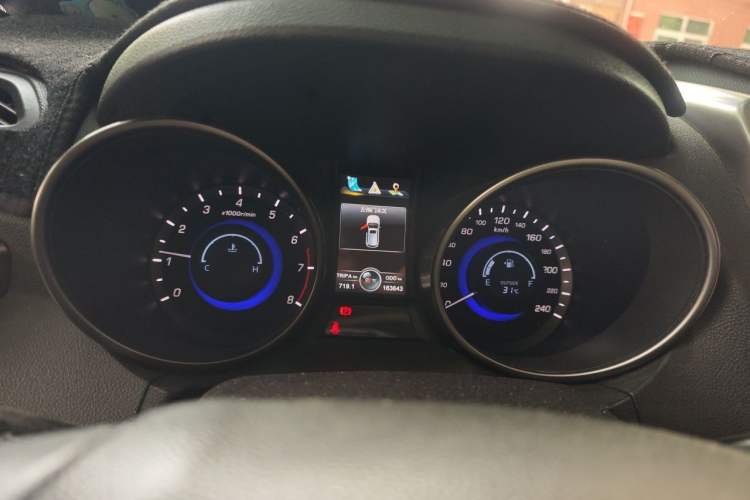 Used CHANGAN CS75 2014 2.0L Manual Luxury Version China V Standard Instrument Cluster