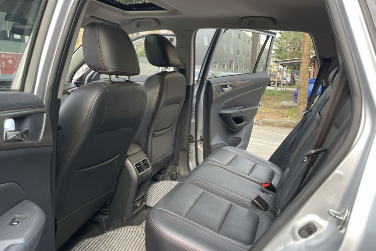 Used CHANGAN CS75 2014 1.8T Automatic Prestige Model China V Standard Interior 4