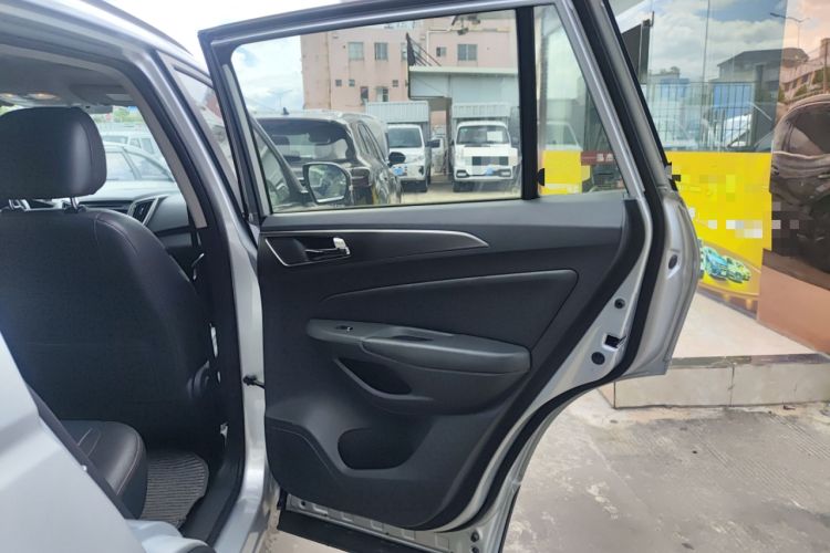 Used CHANGAN CS75 2014 1.8T Automatic Prestige Model China V Standard Interior 6