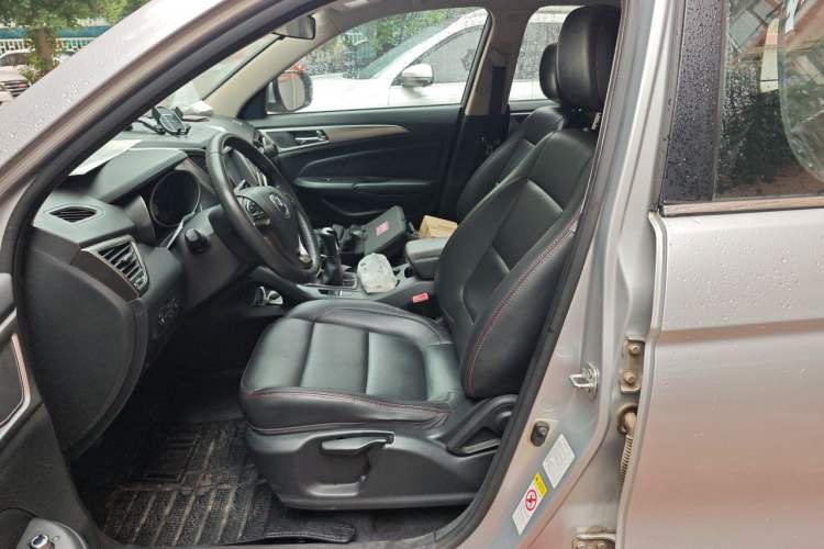 Used CHANGAN CS75 2014 2.0L Manual Luxury Version China IV Standard Left Front Seat