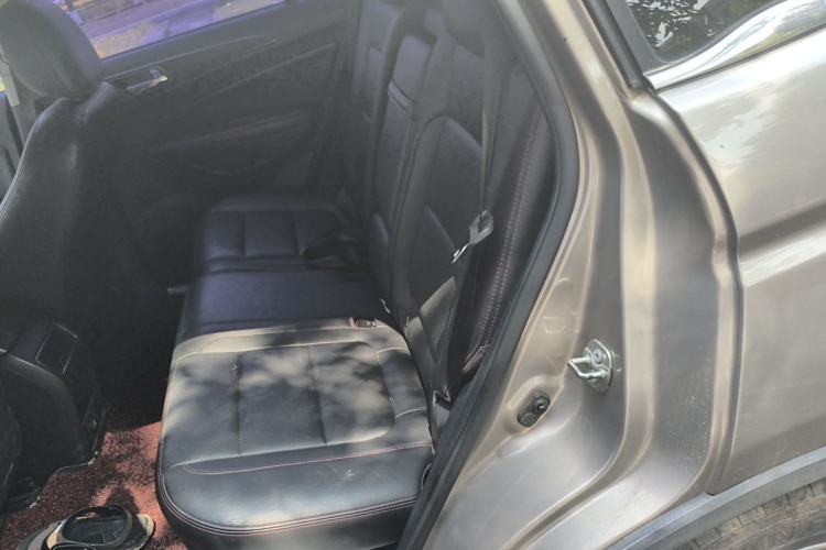 Used CHANGAN CS75 2014 2.0L Manual Luxury Version China IV Standard Left Rear Seat