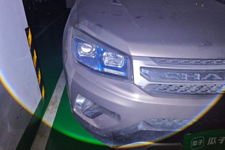 Used CHANGAN CS75 2014 1.8T Automatic Elite Model China IV Standard Right Front Headlight