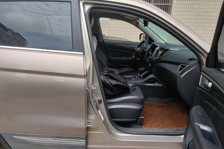 Used CHANGAN CS75 2014 1.8T Automatic Prestige Model China V Standard Right Front Seat