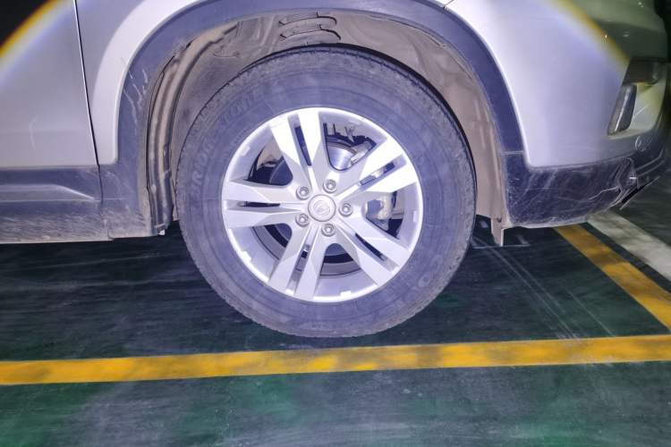 Used CHANGAN CS75 2014 1.8T Automatic Prestige Model China IV Standard Right Front Wheel Hub