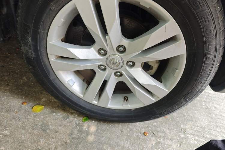 Used CHANGAN CS75 2014 2.0L Manual Luxury Version China V Standard Right Front Wheel Hub