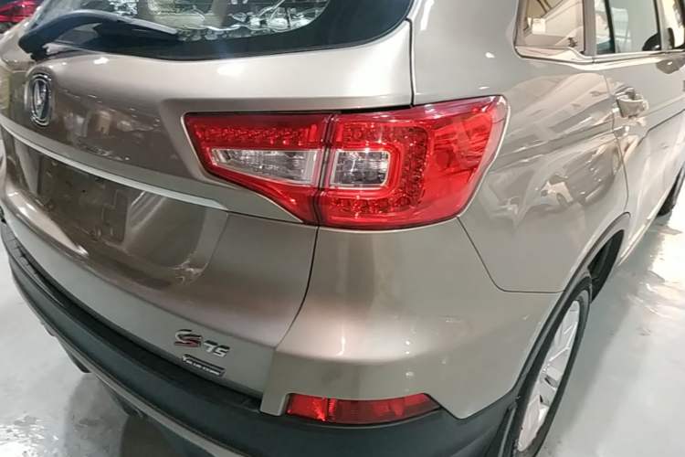 Used CHANGAN CS75 2014 1.8T Automatic Prestige Model China IV Standard Right Rear Taillight