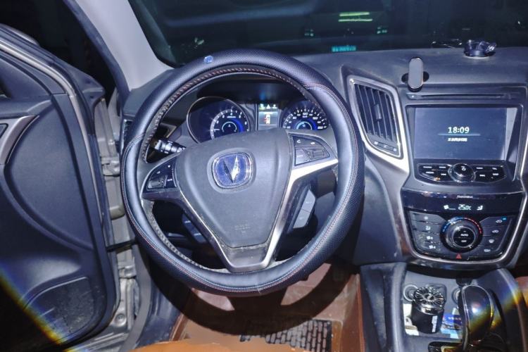 Used CHANGAN CS75 2014 1.8T Automatic Elite Model China IV Standard Steering Wheel