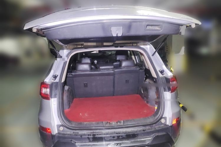 Used CHANGAN CS75 2014 2.0L Manual Leading Version China IV Standard Trunk