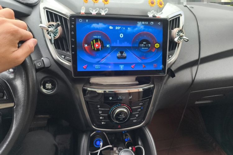 Used CHANGAN CS75 2014 1.8T Automatic Prestige Model China IV Standard Audio And AC Panel