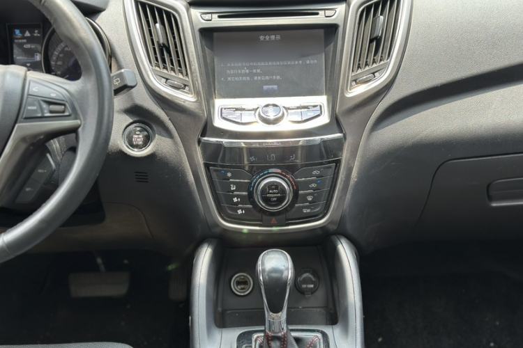 Used CHANGAN CS75 2014 1.8T Automatic Elite Version China V Standard Audio And AC Panel