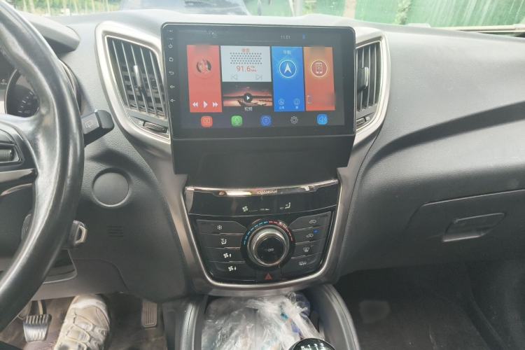 Used CHANGAN CS75 2014 2.0L Manual Luxury Version China V Standard Audio And AC Panel
