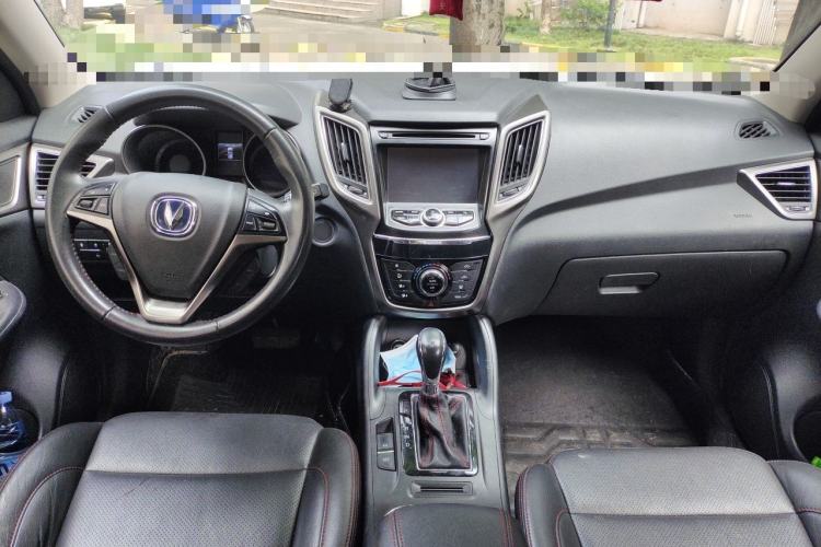 Used CHANGAN CS75 2014 1.8T Automatic Elite Version China V Standard Center Console