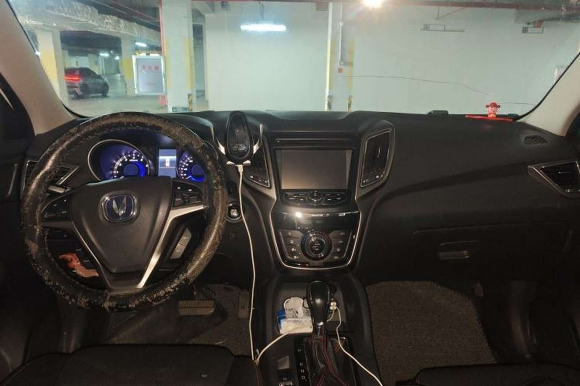 Used CHANGAN CS75 2014 1.8T Automatic Elite Model China IV Standard Center Console