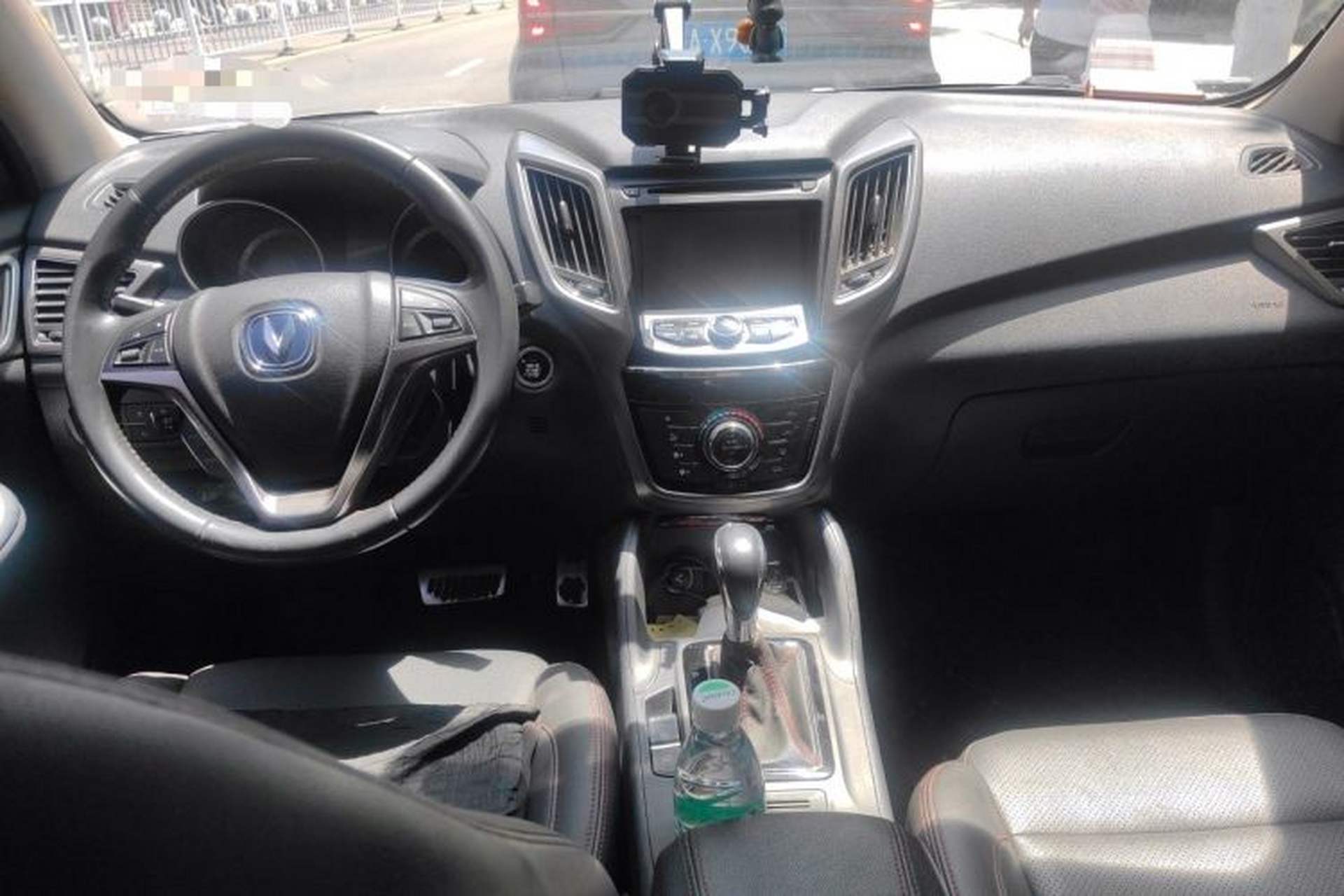 Used CHANGAN CS75 2014 1.8T Automatic Elite Version China V Standard Center Console