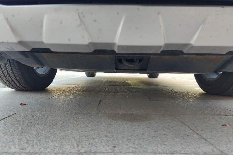 Used CHANGAN CS75 2014 1.8T Automatic Prestige Model China IV Standard Chassis Front