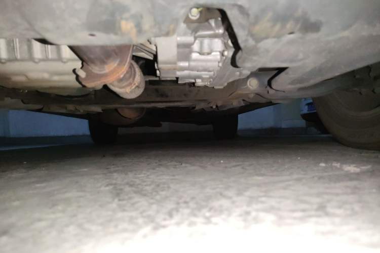Used CHANGAN CS75 2014 1.8T Automatic Elite Model China IV Standard Chassis Front