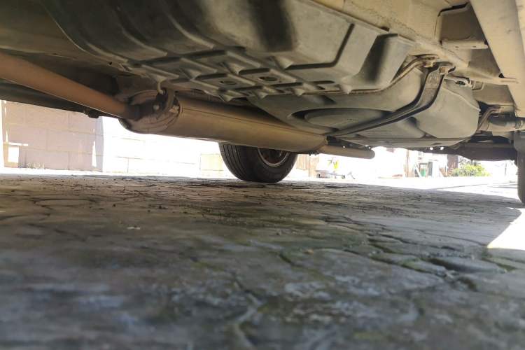 Used CHANGAN CS75 2014 2.0L Manual Leading Version China IV Standard Chassis Front Left