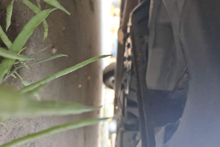 Used CHANGAN CS75 2014 2.0L Manual Comfort Version China IV Standard Chassis Front Left