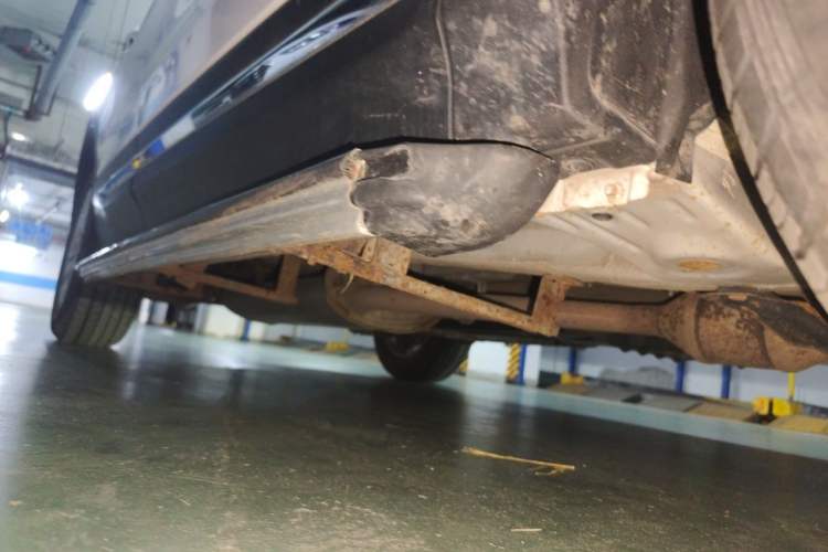 Used CHANGAN CS75 2014 1.8T Automatic Elite Model China IV Standard Chassis Front Right