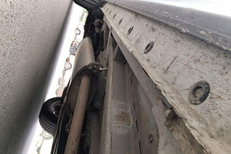 Used CHANGAN CS75 2014 2.0L Manual Luxury Version China IV Standard Chassis Front Right