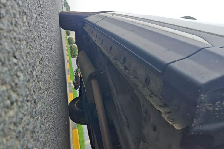 Used CHANGAN CS75 2014 1.8T Automatic Elite Model China IV Standard Chassis Front Right
