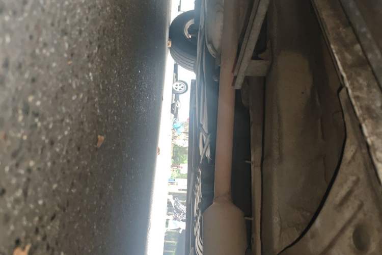 Used CHANGAN CS75 2014 2.0L Manual Luxury Version China IV Standard Chassis Front Right