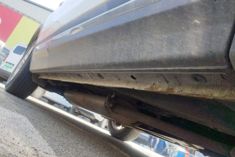 Used CHANGAN CS75 2014 2.0L Manual Luxury Version China IV Standard Chassis Front Right