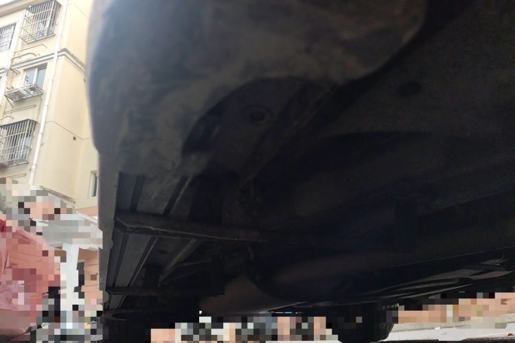 Used CHANGAN CS75 2014 1.8T Automatic Elite Model China IV Standard Chassis Front Right