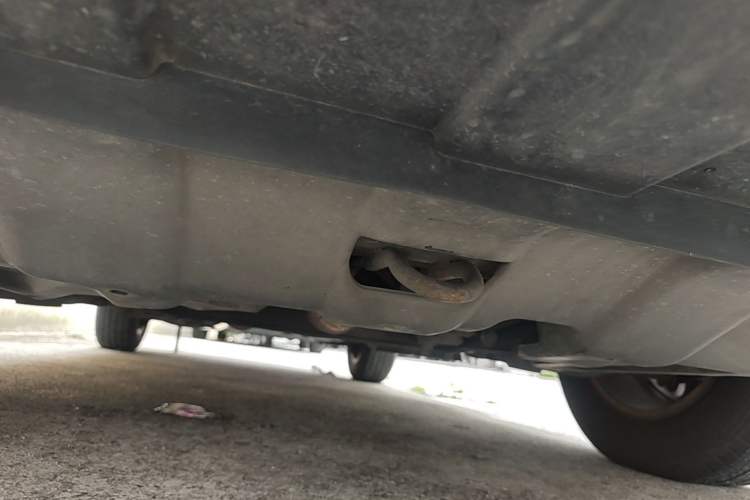 Used CHANGAN CS75 2014 2.0L Manual Leading Version China IV Standard Chassis Front