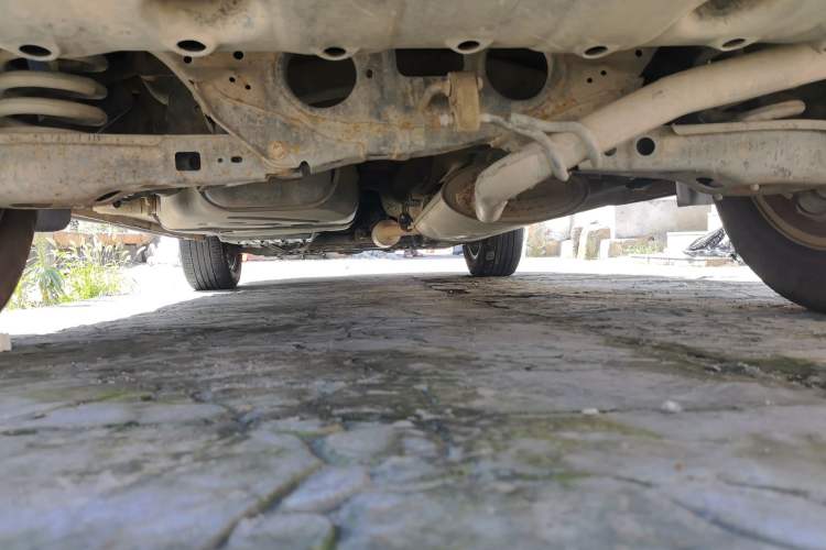 Used CHANGAN CS75 2014 2.0L Manual Leading Version China IV Standard Chassis Rear