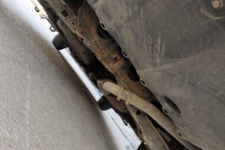 Used CHANGAN CS75 2014 2.0L Manual Leading Version China IV Standard Chassis Rear