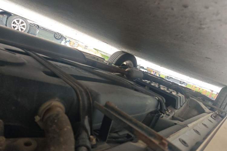 Used CHANGAN CS75 2014 2.0L Manual Luxury Version China IV Standard Chassis Rear Left