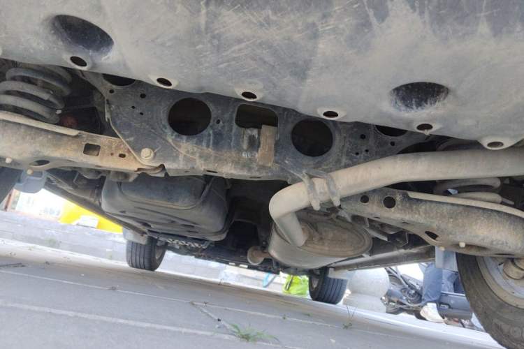 Used CHANGAN CS75 2014 2.0L Manual Leading Model China V Standard Chassis Rear