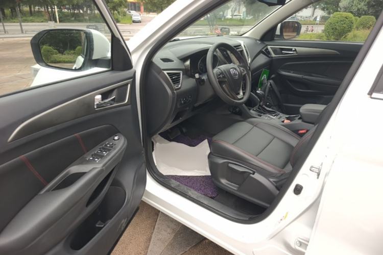 Used CHANGAN CS75 2014 1.8T Automatic Elite Model China IV Standard Driver Seat
