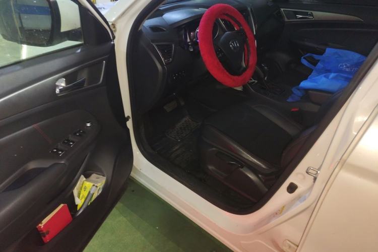 Used CHANGAN CS75 2014 1.8T Automatic Elite Model China IV Standard Driver Seat